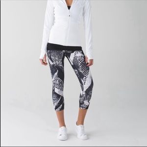 Lululemon Wunder Under Crop III
